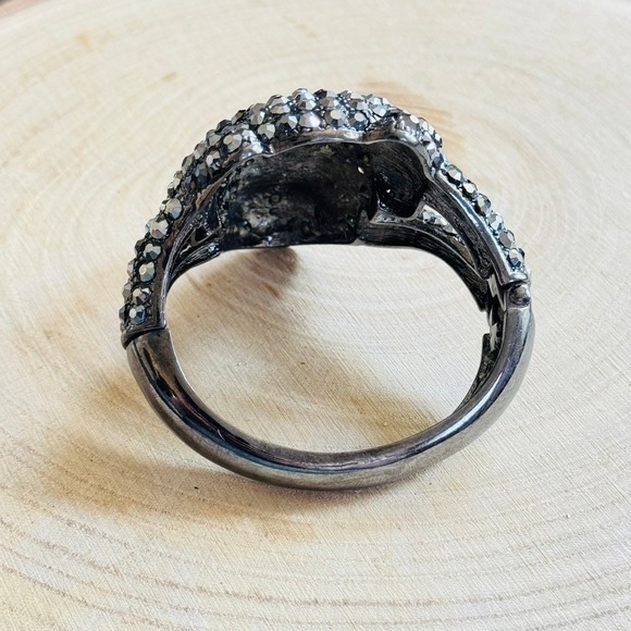 Frog encrusted rhinestone hinged clamper Bracelet Statement silver Couture 90s - Picture 5 of 8